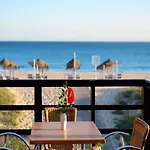 Atlantico 아파트 알보르
