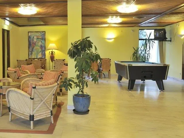 公寓 佩斯塔纳艾尔瓦艾特拉提克住宅海滩套房酒店